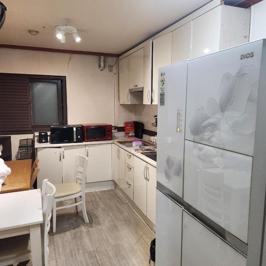 Brown Hotel Seul Zewnętrze zdjęcie